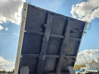 いすゞエルフダンプ小型（2t・3t）[写真23]