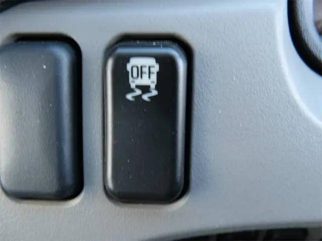 三菱ふそうキャンタークレーン4段小型（2t・3t）[写真13]