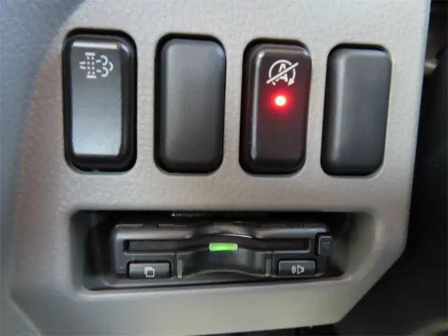 三菱ふそうキャンタークレーン4段小型（2t・3t）[写真14]