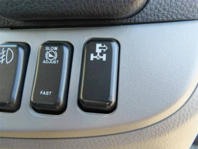 三菱ふそうキャンタークレーン4段小型（2t・3t）[写真16]