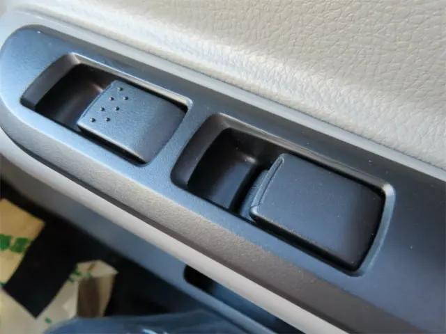 三菱ふそうキャンタークレーン4段小型（2t・3t）[写真19]