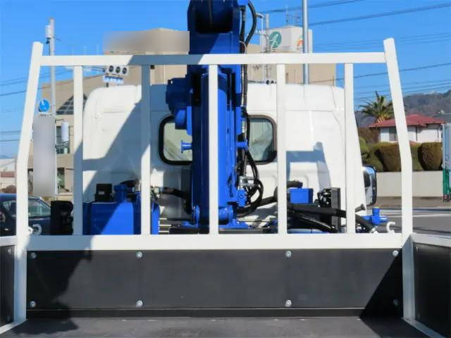 三菱ふそうキャンタークレーン4段小型（2t・3t）[写真23]