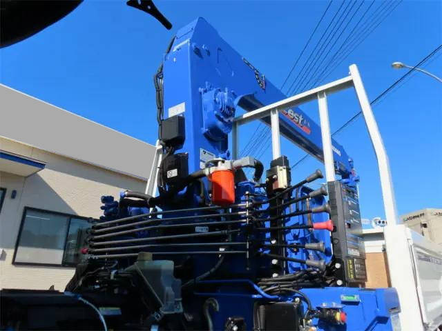 三菱ふそうキャンタークレーン4段小型（2t・3t）[写真27]