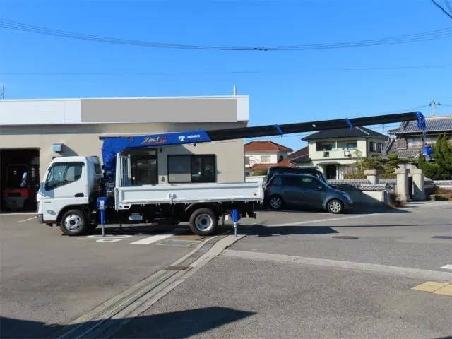 三菱ふそうキャンタークレーン4段小型（2t・3t）[写真07]