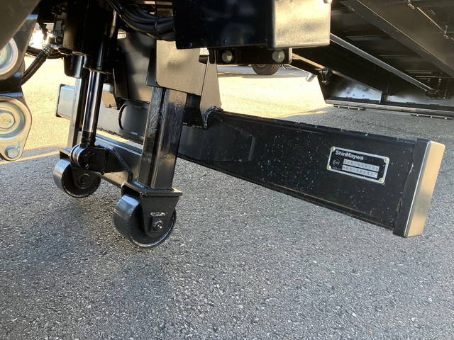 三菱ふそうキャンターローダーダンプ小型（2t・3t）[写真34]