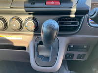 三菱ふそうキャンター平ボディ小型（2t・3t）[写真25]