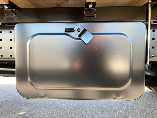 三菱ふそうキャンター平ボディ小型（2t・3t）[写真30]