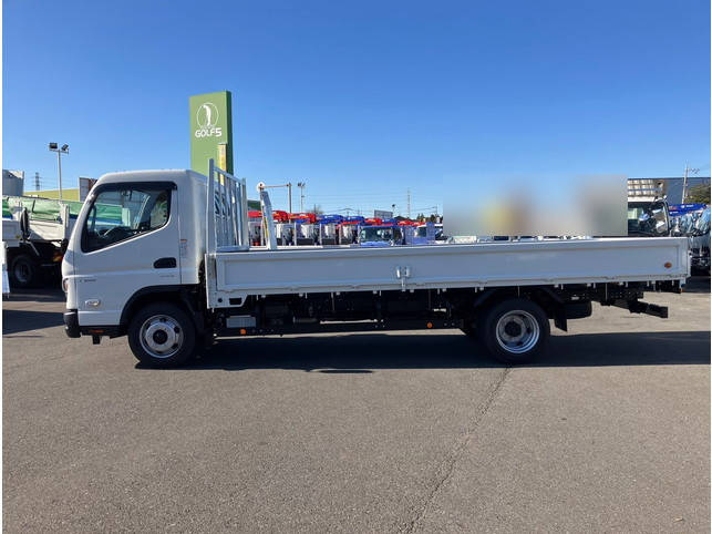 三菱ふそうキャンター平ボディ小型（2t・3t）[写真05]