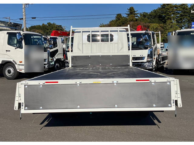 三菱ふそうキャンター平ボディ小型（2t・3t）[写真08]