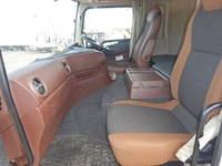 日野プロフィアアルミブロック大型（10t）[写真16]