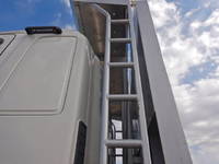 日野プロフィアアルミブロック大型（10t）[写真24]