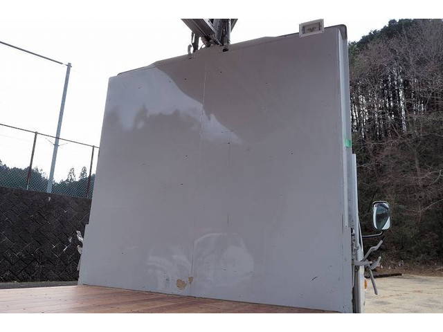 三菱ふそうキャンターアルミウイング小型（2t・3t）[写真17]