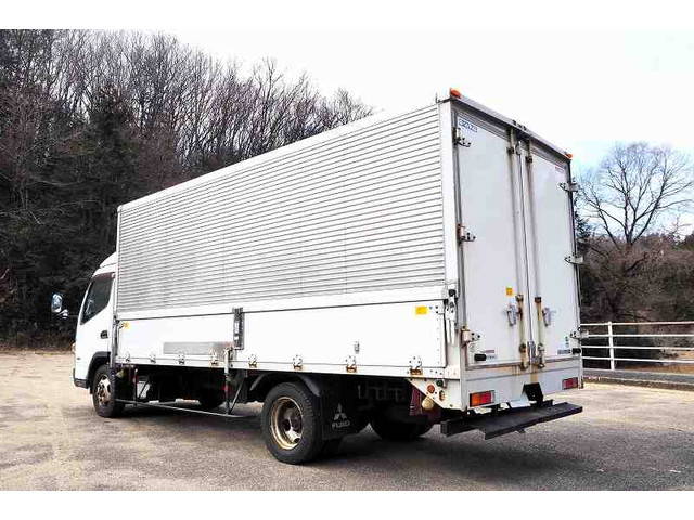 三菱ふそうキャンターアルミウイング小型（2t・3t）[写真02]