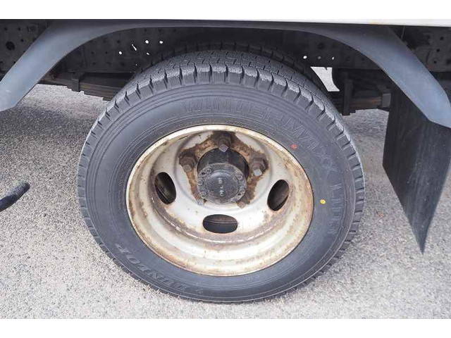 三菱ふそうキャンターアルミウイング小型（2t・3t）[写真28]