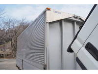 三菱ふそうキャンターアルミウイング小型（2t・3t）[写真33]