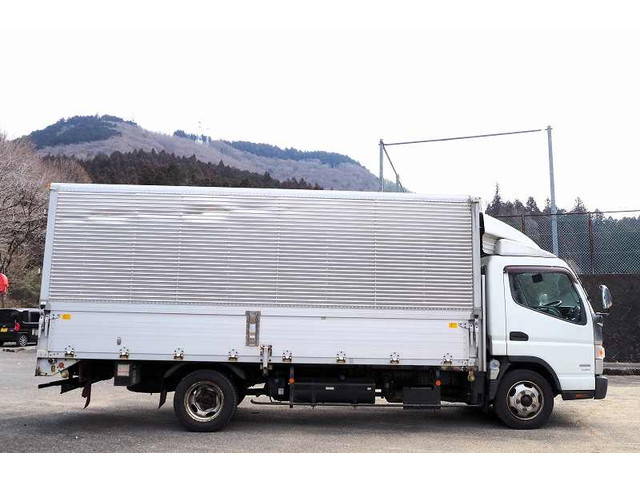 三菱ふそうキャンターアルミウイング小型（2t・3t）[写真07]