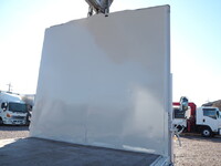 三菱ふそうキャンターアルミウイング小型（2t・3t）[写真14]