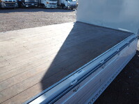 三菱ふそうキャンターアルミウイング小型（2t・3t）[写真15]