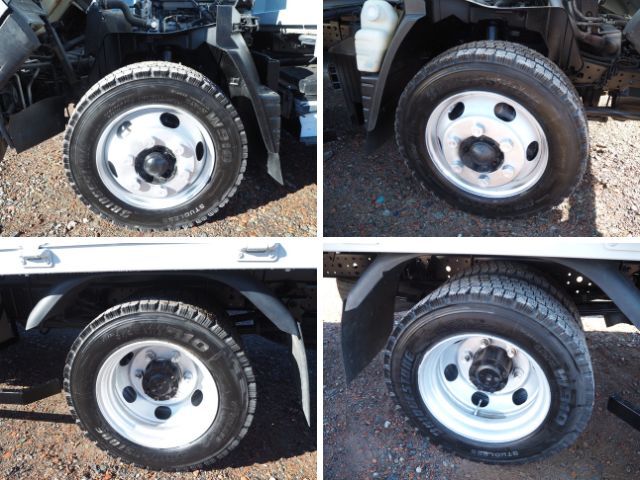 三菱ふそうキャンターアルミウイング小型（2t・3t）[写真31]