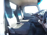 三菱ふそうキャンターアルミウイング小型（2t・3t）[写真36]