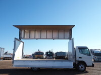 三菱ふそうキャンターアルミウイング小型（2t・3t）[写真10]