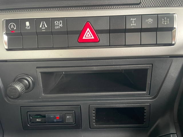 三菱ふそうスーパーグレートダンプ大型（10t）[写真36]