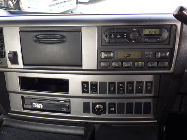 日野プロフィアトレーラーヘッド（トラクターヘッド）大型（10t）[写真25]