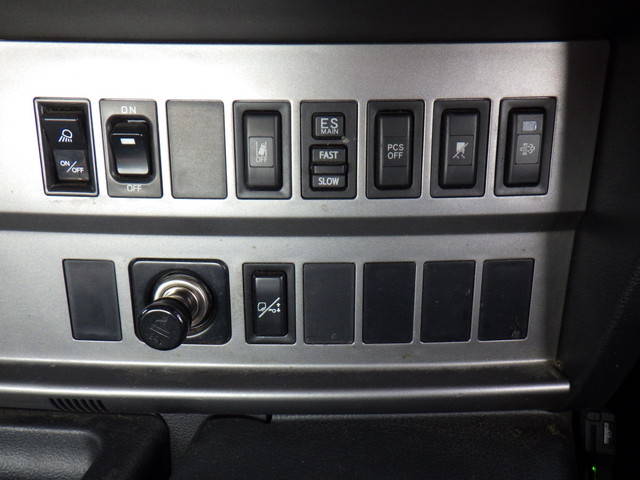 日野プロフィアトレーラーヘッド（トラクターヘッド）大型（10t）[写真26]