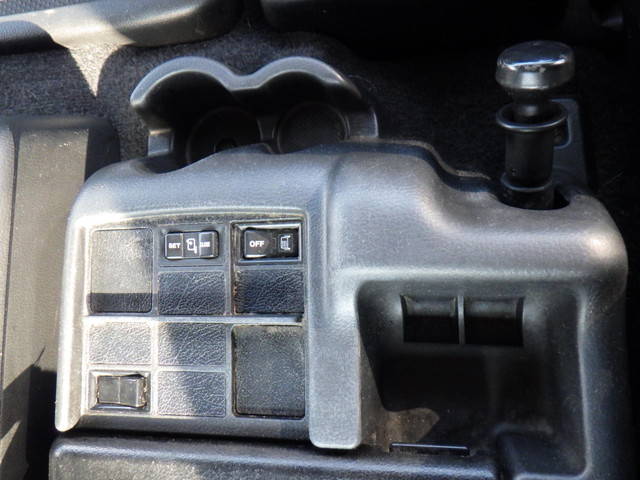 日野プロフィアトレーラーヘッド（トラクターヘッド）大型（10t）[写真30]