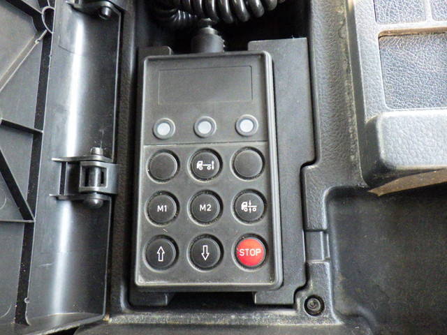 日野プロフィアトレーラーヘッド（トラクターヘッド）大型（10t）[写真31]