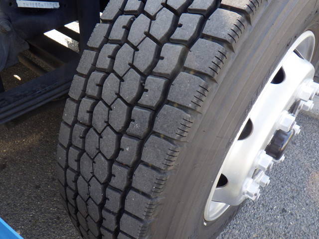 日野プロフィアトレーラーヘッド（トラクターヘッド）大型（10t）[写真36]