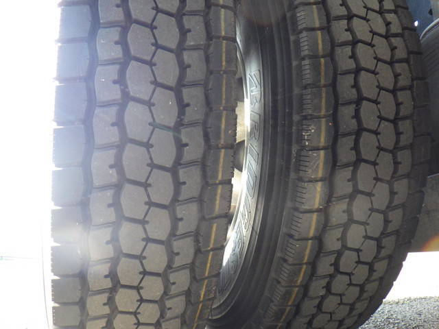 日野プロフィアトレーラーヘッド（トラクターヘッド）大型（10t）[写真39]