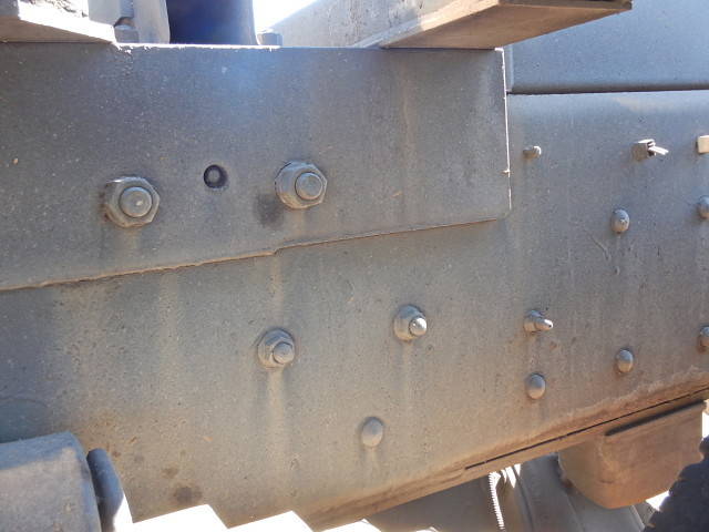 いすゞギガトレーラーヘッド（トラクターヘッド）大型（10t）[写真11]