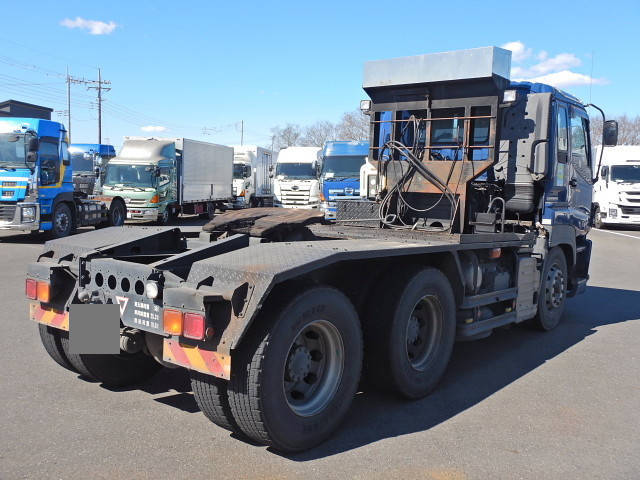 いすゞギガトレーラーヘッド（トラクターヘッド）大型（10t）[写真02]