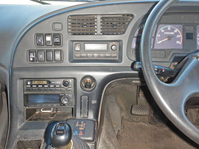 いすゞギガトレーラーヘッド（トラクターヘッド）大型（10t）[写真22]