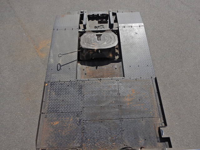 いすゞギガトレーラーヘッド（トラクターヘッド）大型（10t）[写真36]