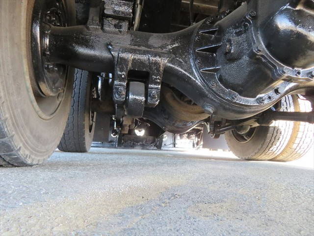 UDトラックスコンドルセルフローダー増トン（6t・8t）[写真19]