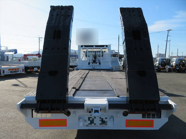 UDトラックスコンドルセルフローダー増トン（6t・8t）[写真07]