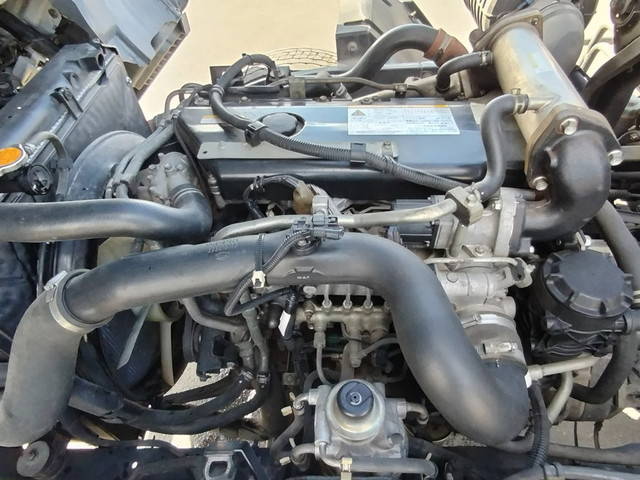 いすゞフォワードコンテナ専用車中型（4t）[写真14]