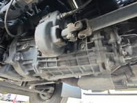 いすゞフォワードコンテナ専用車中型（4t）[写真20]