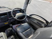 いすゞフォワードコンテナ専用車中型（4t）[写真23]