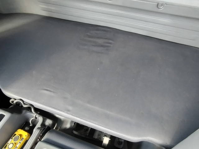 いすゞフォワードコンテナ専用車中型（4t）[写真24]