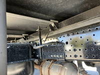 いすゞエルフ冷凍車（冷蔵車）小型（2t・3t）[写真22]