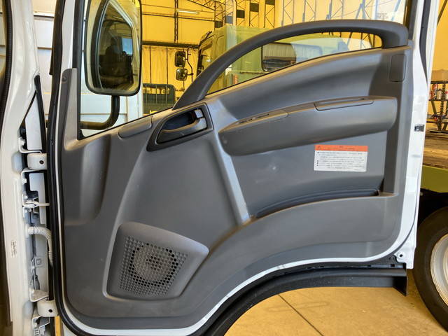 いすゞエルフ冷凍車（冷蔵車）小型（2t・3t）[写真31]