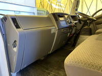 いすゞエルフ冷凍車（冷蔵車）小型（2t・3t）[写真32]