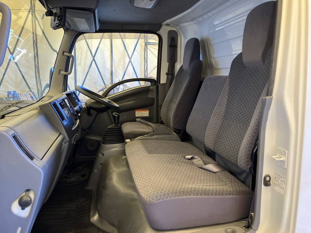 いすゞエルフ冷凍車（冷蔵車）小型（2t・3t）[写真33]