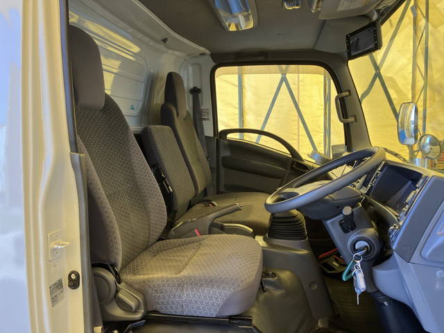 いすゞエルフ冷凍車（冷蔵車）小型（2t・3t）[写真34]