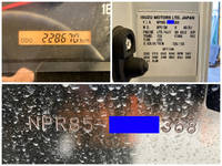 いすゞエルフ冷凍車（冷蔵車）小型（2t・3t）[写真40]