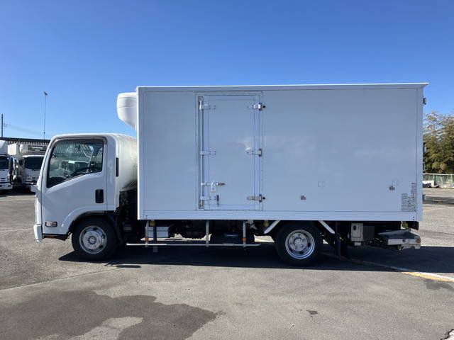 いすゞエルフ冷凍車（冷蔵車）小型（2t・3t）[写真05]