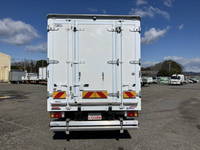 いすゞエルフ冷凍車（冷蔵車）小型（2t・3t）[写真09]